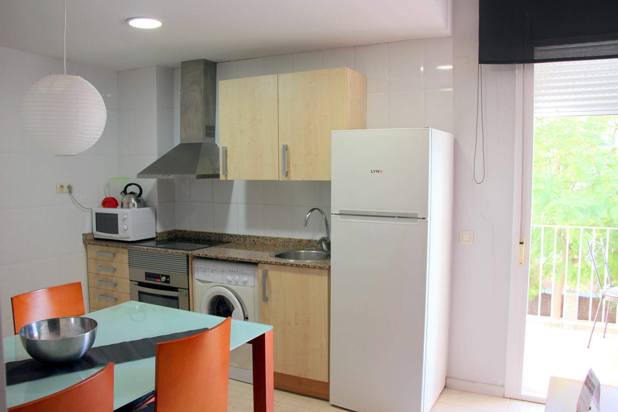 Apartamentos Caru Castelldefels Bagian luar foto